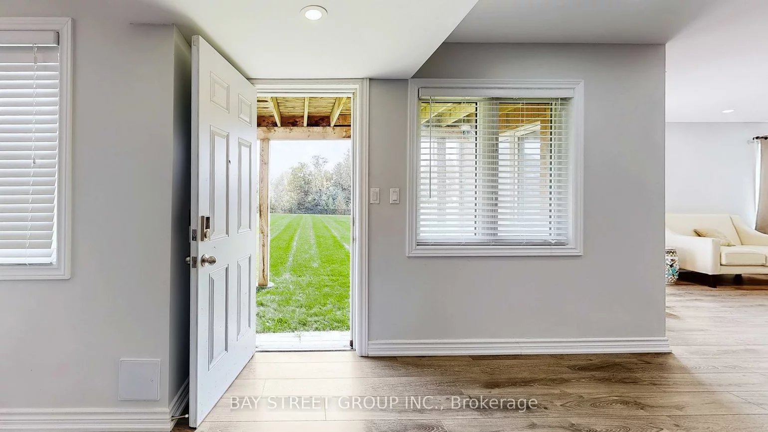 71, MANOR GLEN, Mt Albert, East Gwillimbury