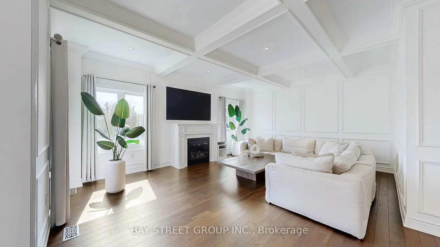 71, MANOR GLEN, Mt Albert, East Gwillimbury