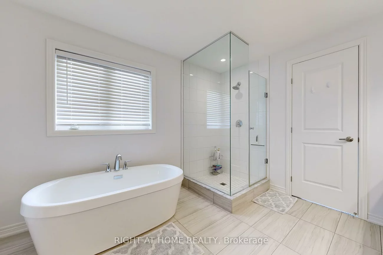 15, Forest Edge, Holland Landing, East Gwillimbury