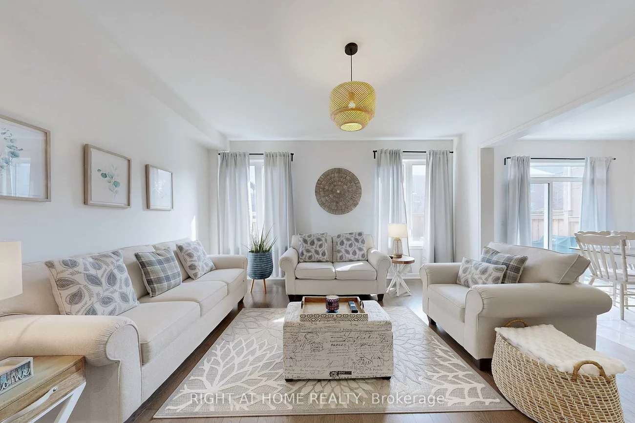 15, Forest Edge, Holland Landing, East Gwillimbury