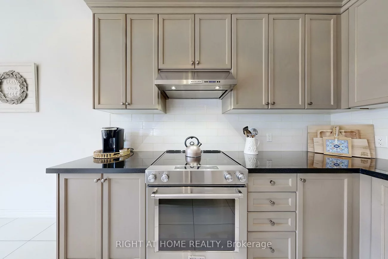 15, Forest Edge, Holland Landing, East Gwillimbury