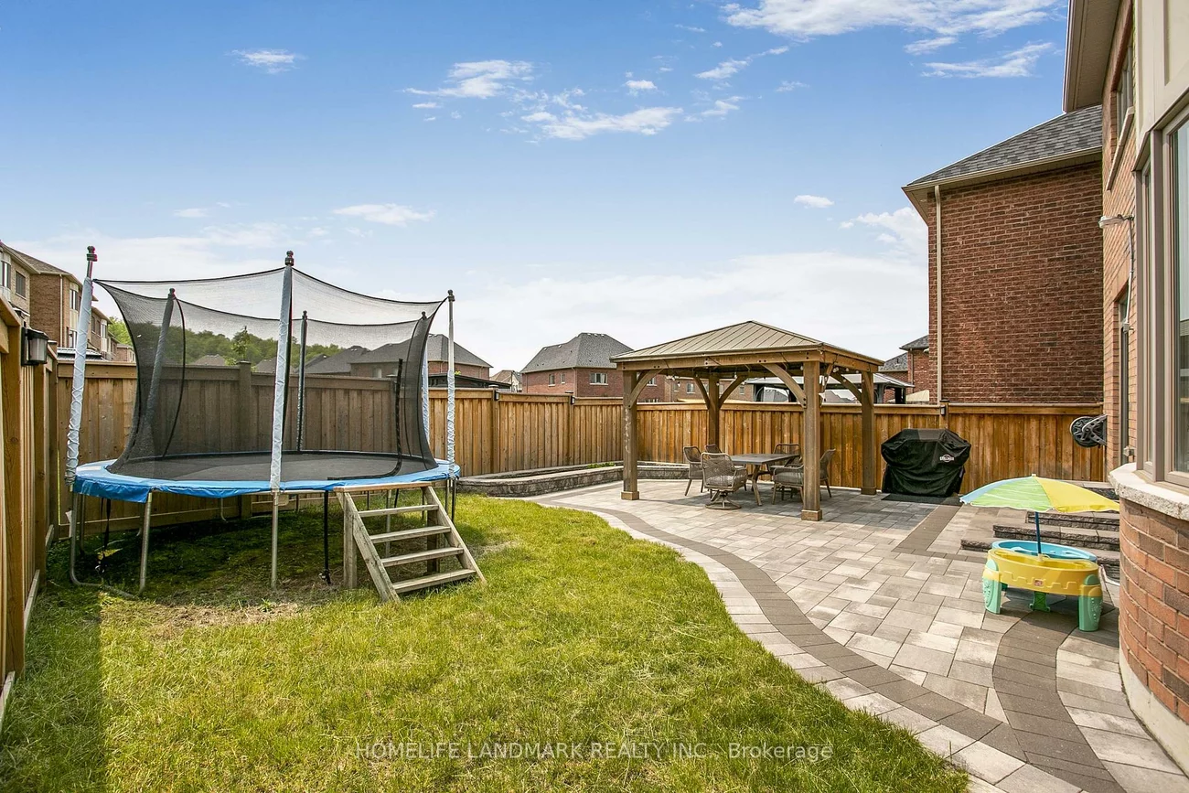 6, Cloverridge, Holland Landing, East Gwillimbury