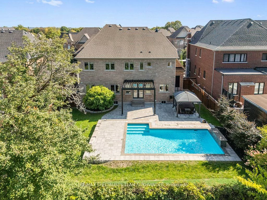 56, Taurus, Sharon, East Gwillimbury