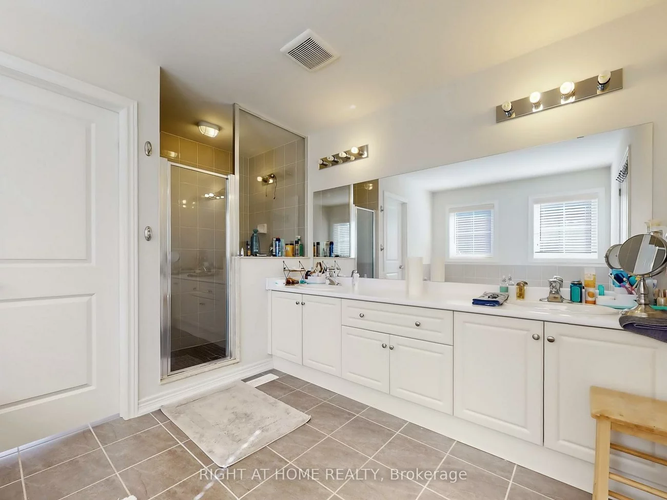 176, Sharon Creek, Sharon, East Gwillimbury