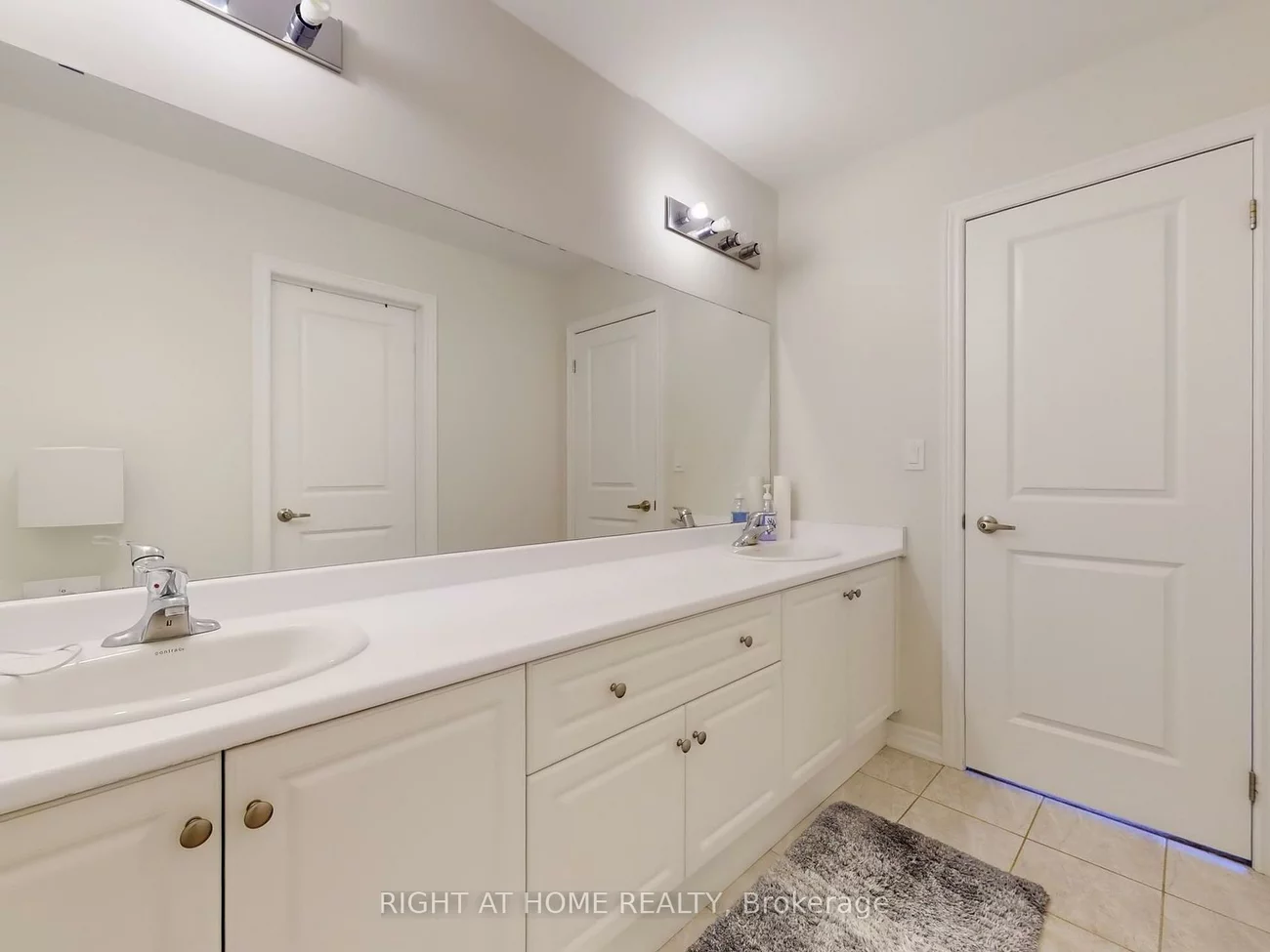 176, Sharon Creek, Sharon, East Gwillimbury