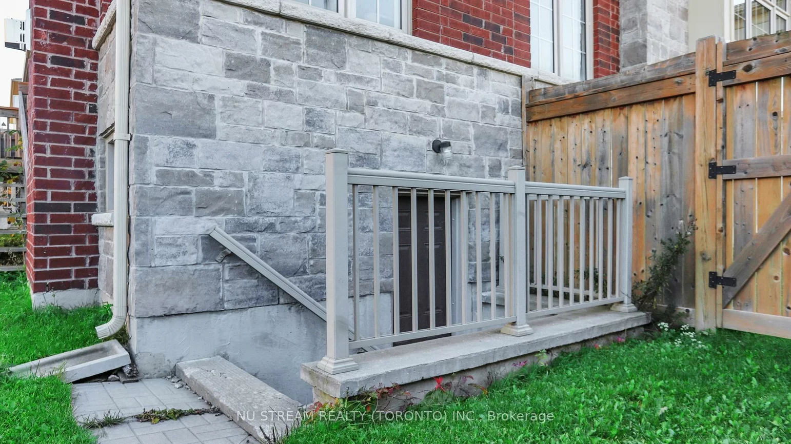 43, Eastgrove, Sharon, East Gwillimbury