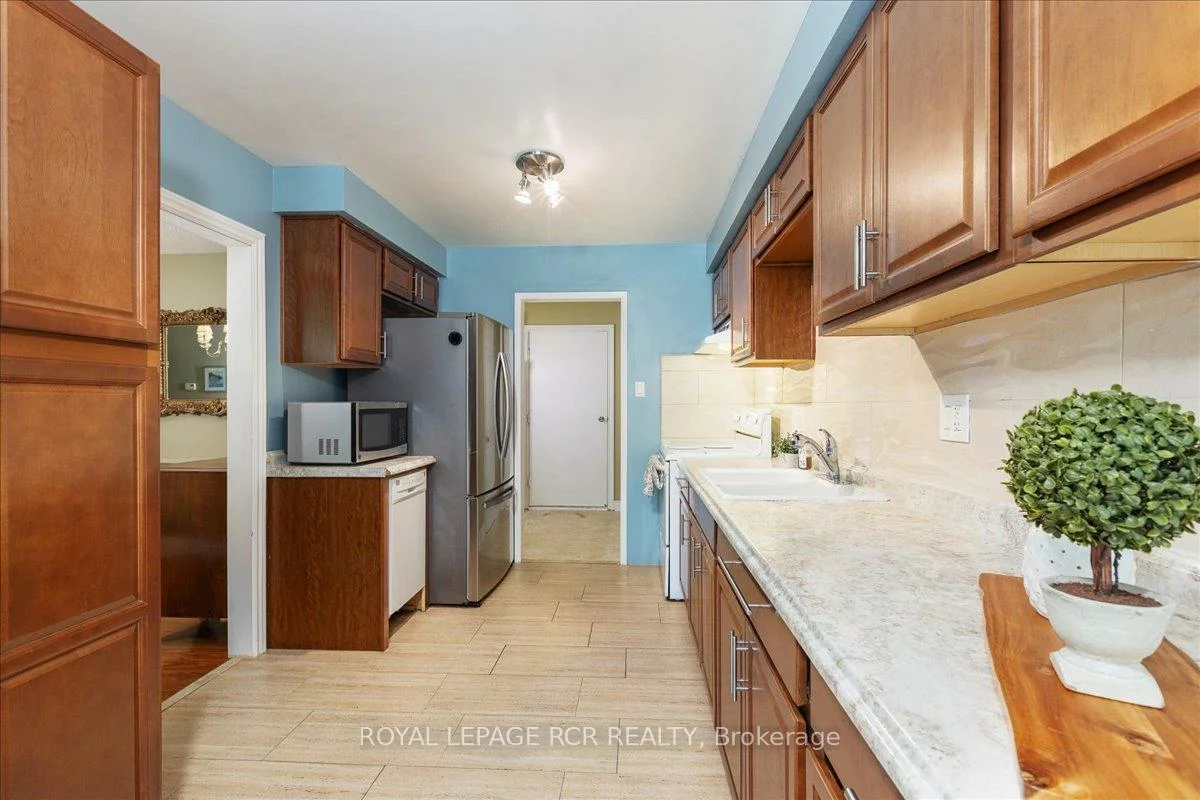 55, Valley Mills, Mt Albert, East Gwillimbury