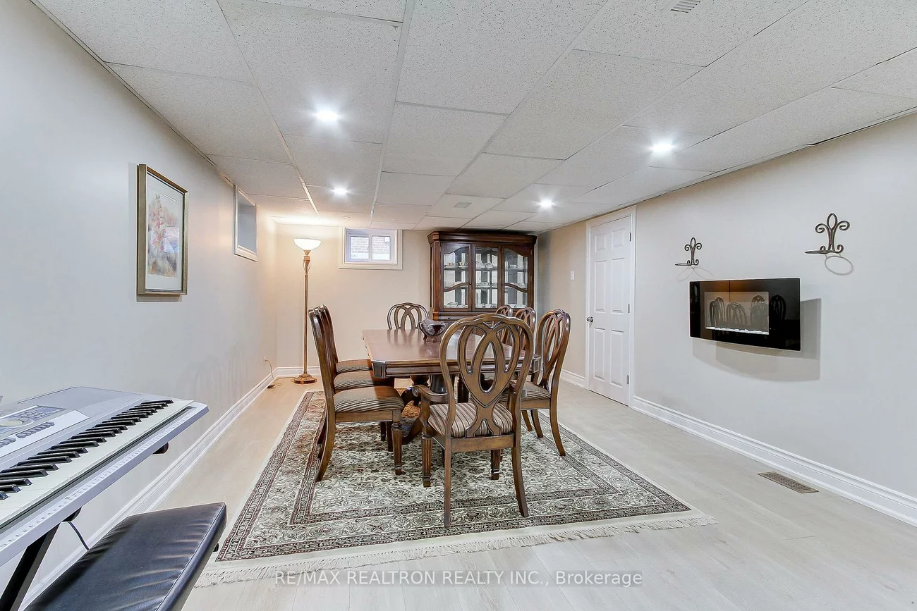 52, Farr, Sharon, East Gwillimbury