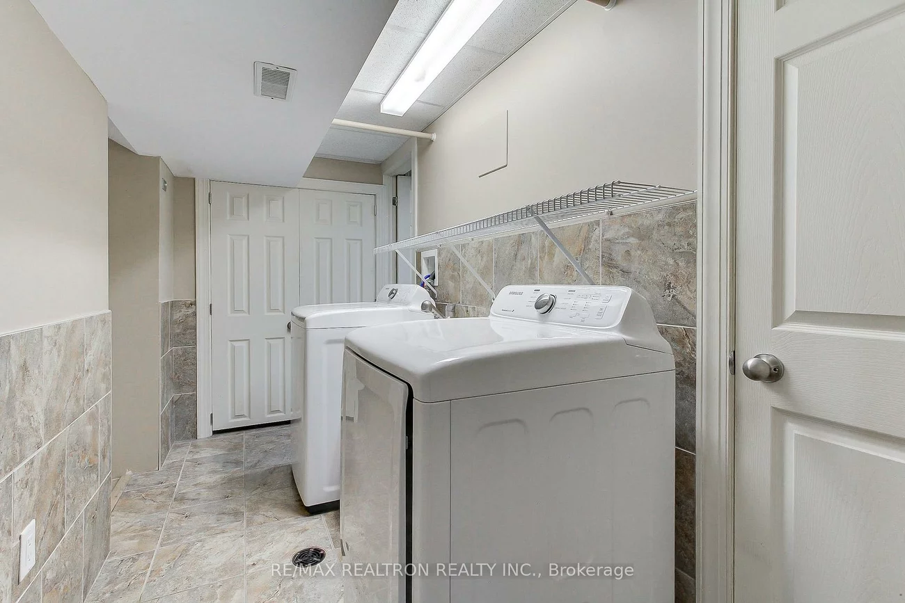 52, Farr, Sharon, East Gwillimbury