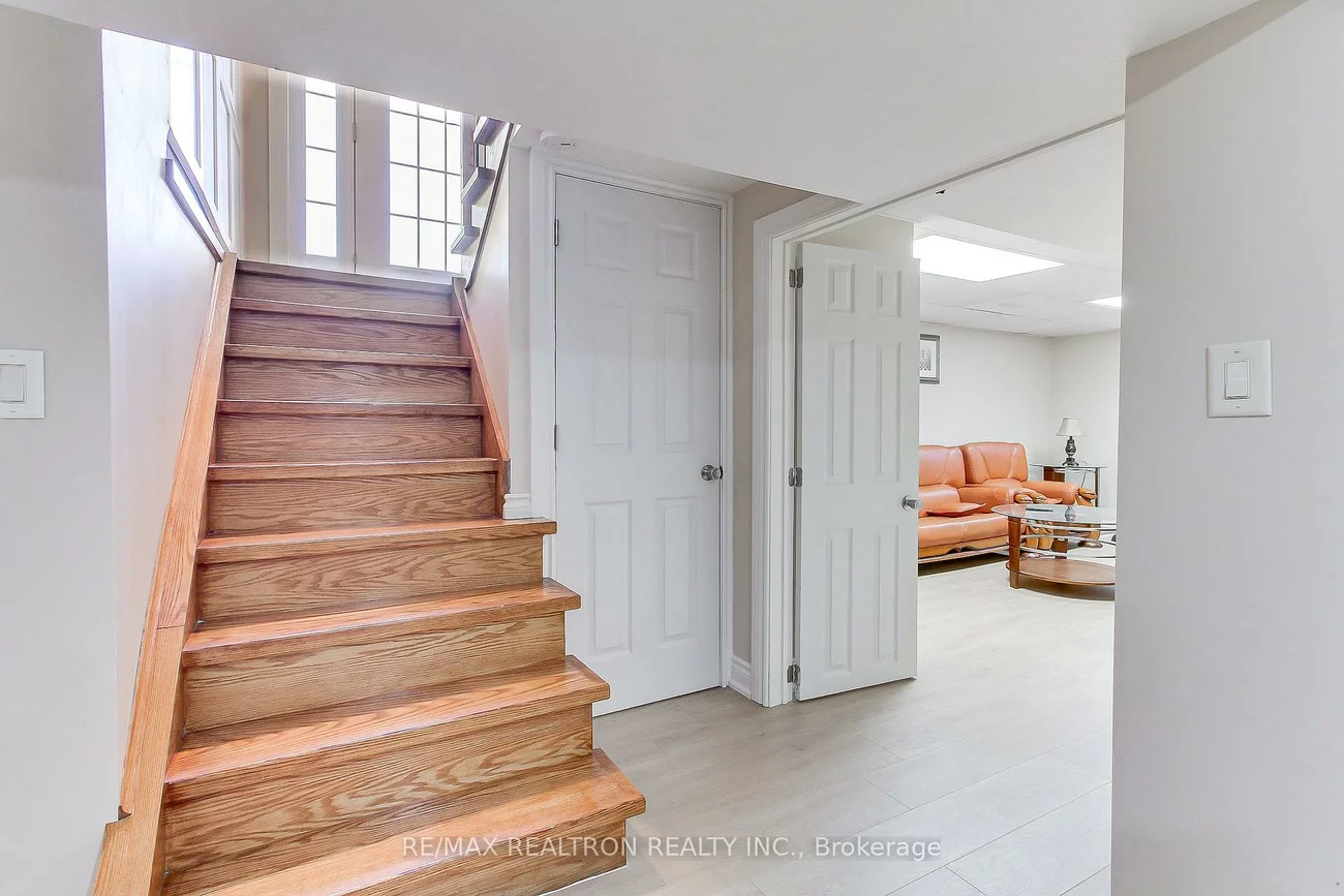 52, Farr, Sharon, East Gwillimbury