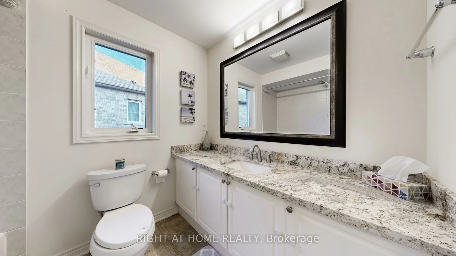 110, Thatcher, Rural East Gwillimbury, East Gwillimbury