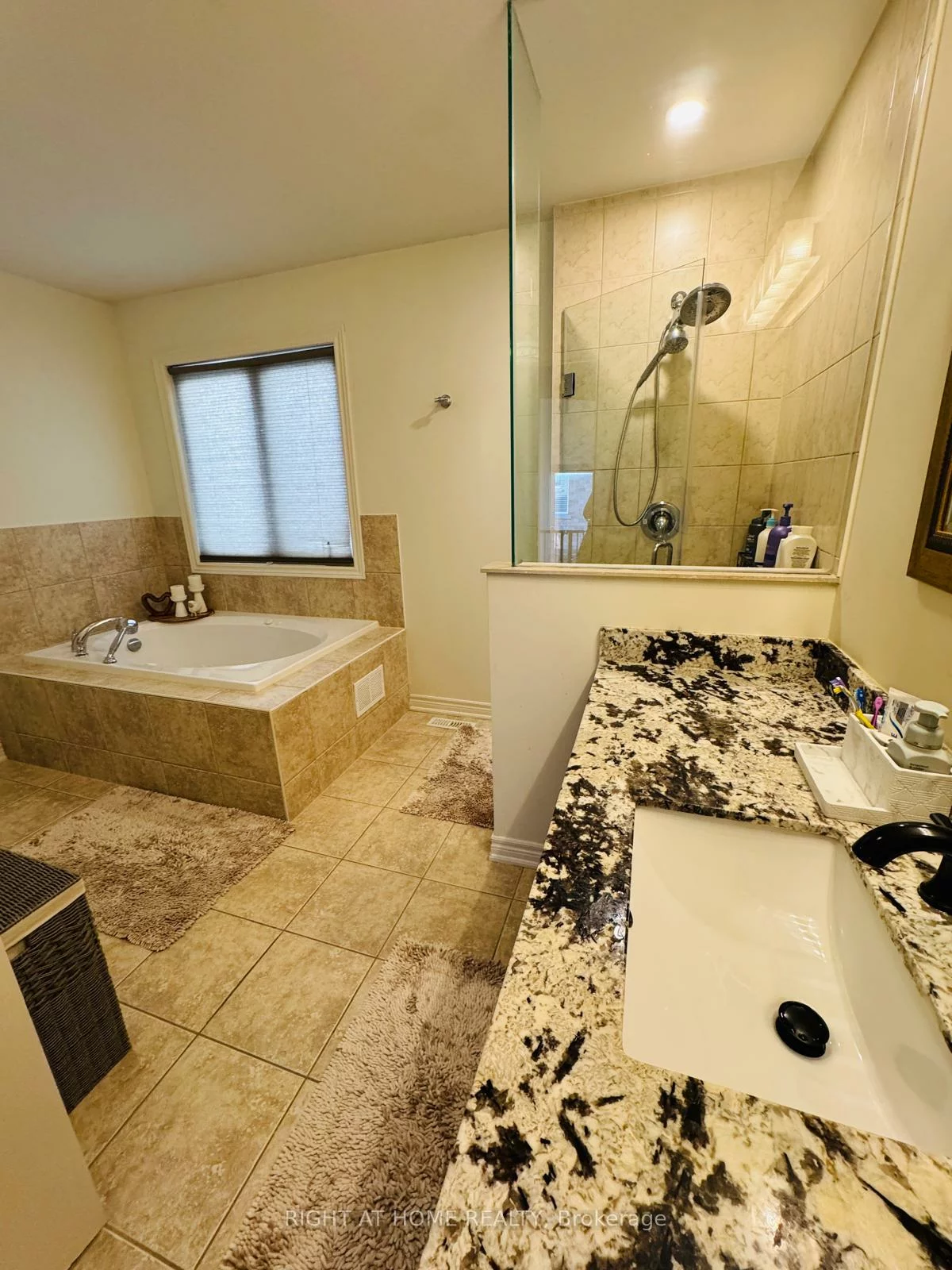 110, Thatcher, Rural East Gwillimbury, East Gwillimbury