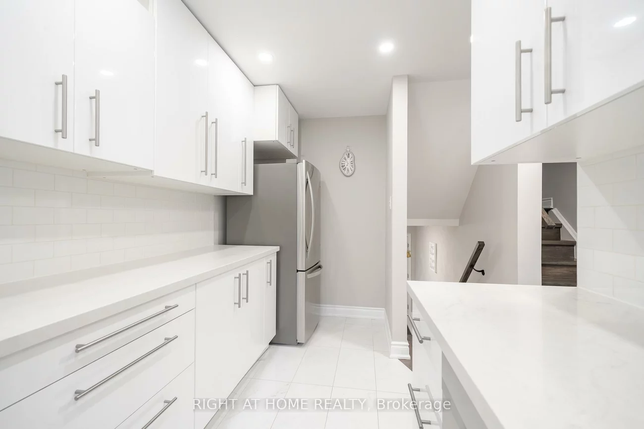 9, Royal Cedar, Holland Landing, East Gwillimbury