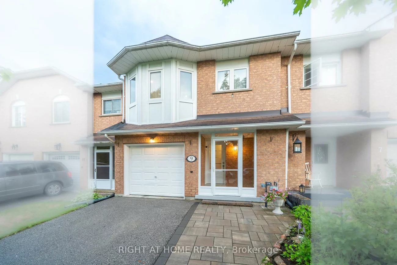 9, Royal Cedar, Holland Landing, East Gwillimbury