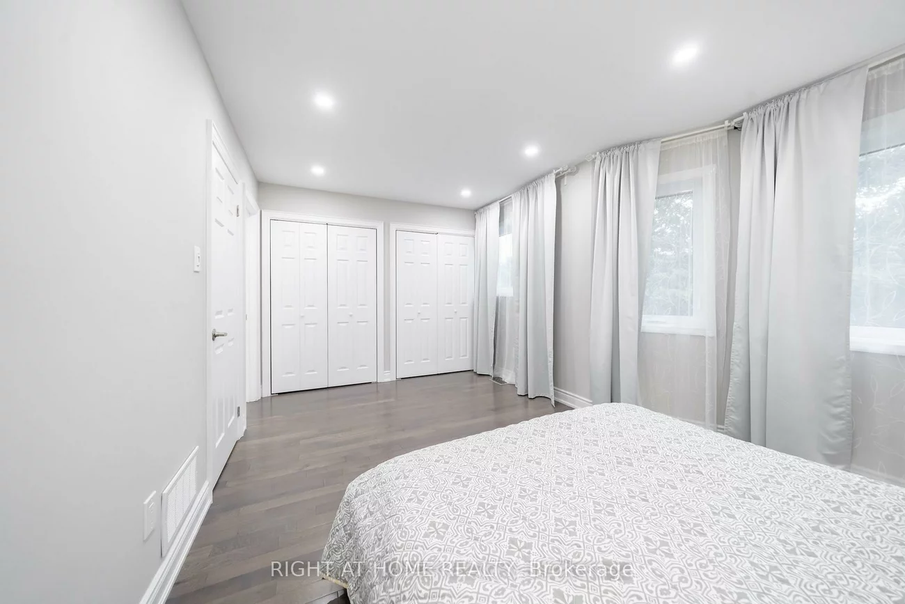 9, Royal Cedar, Holland Landing, East Gwillimbury
