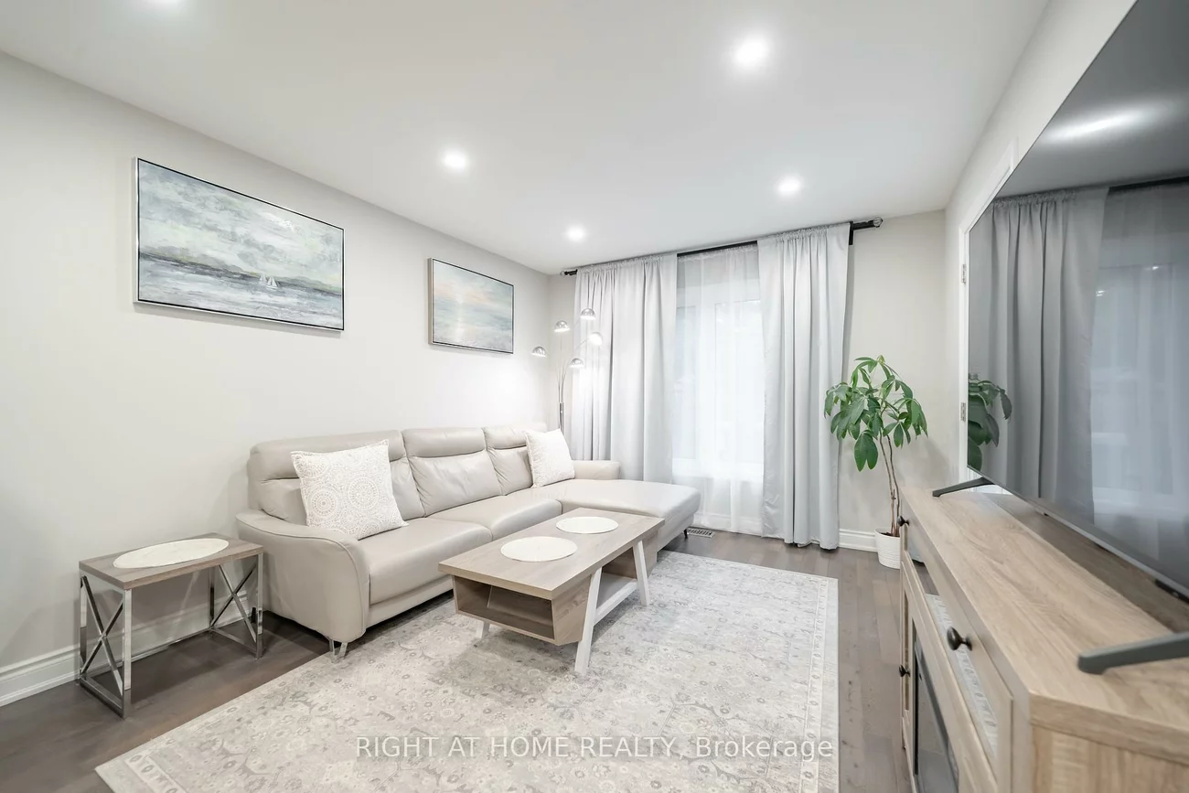 9, Royal Cedar, Holland Landing, East Gwillimbury