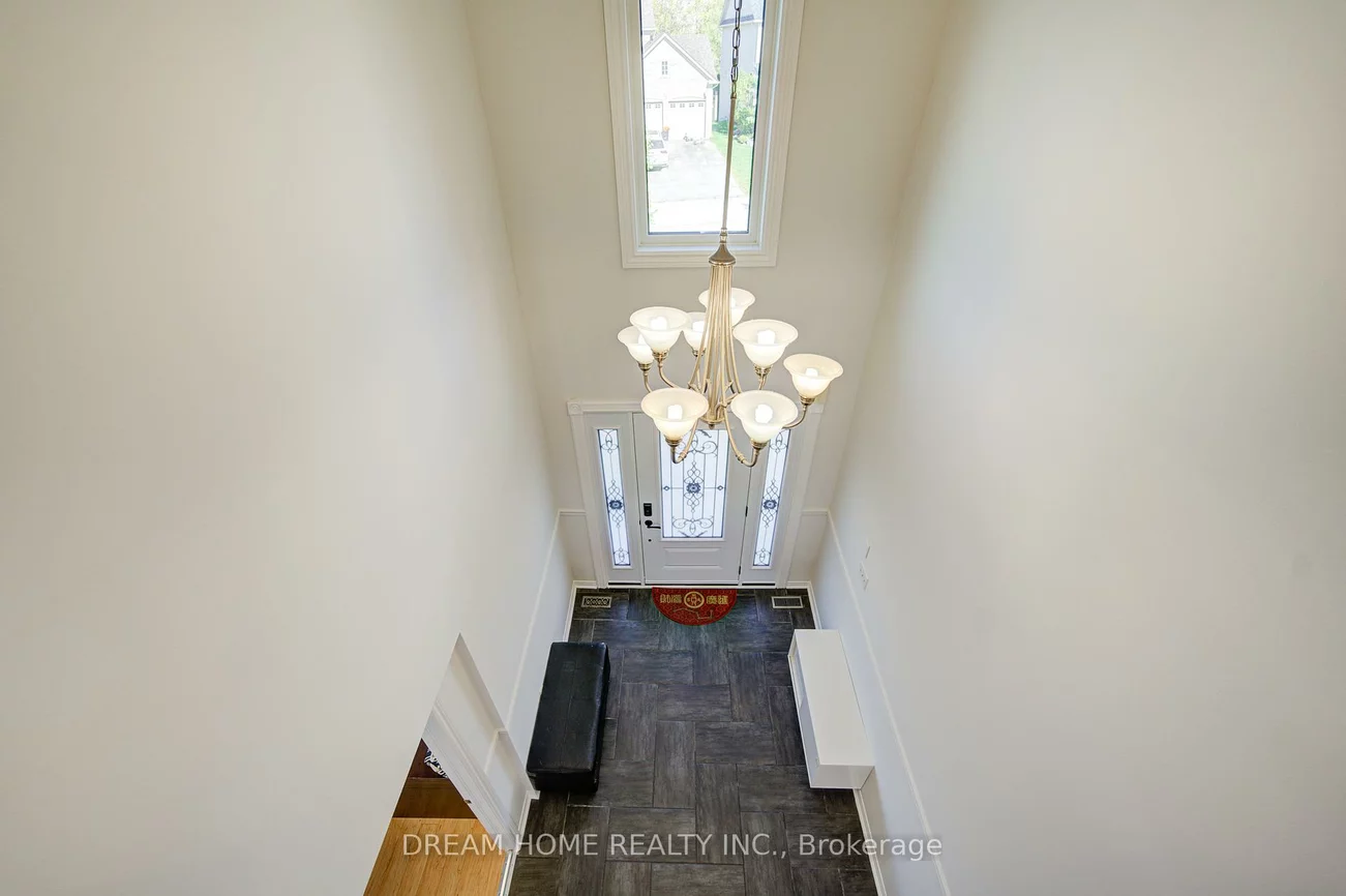 23, Viscount, Mt Albert, East Gwillimbury