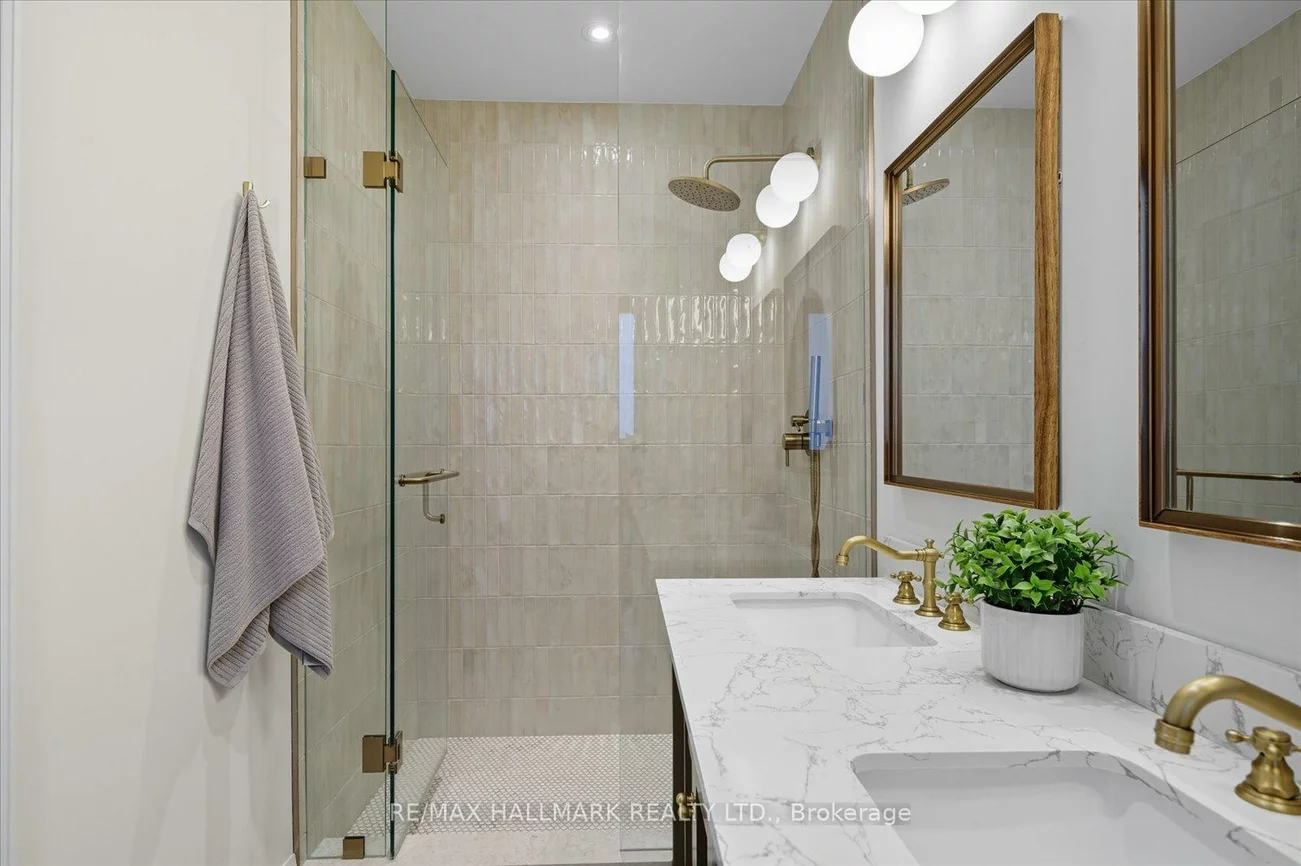 17, Mill, Mt Albert, East Gwillimbury