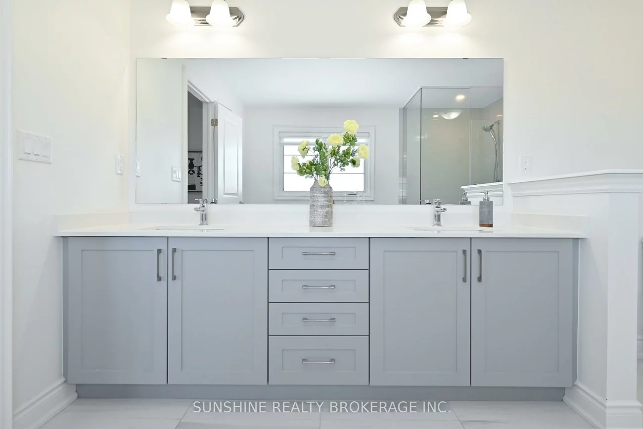 12, Meadow Vista, Holland Landing, East Gwillimbury