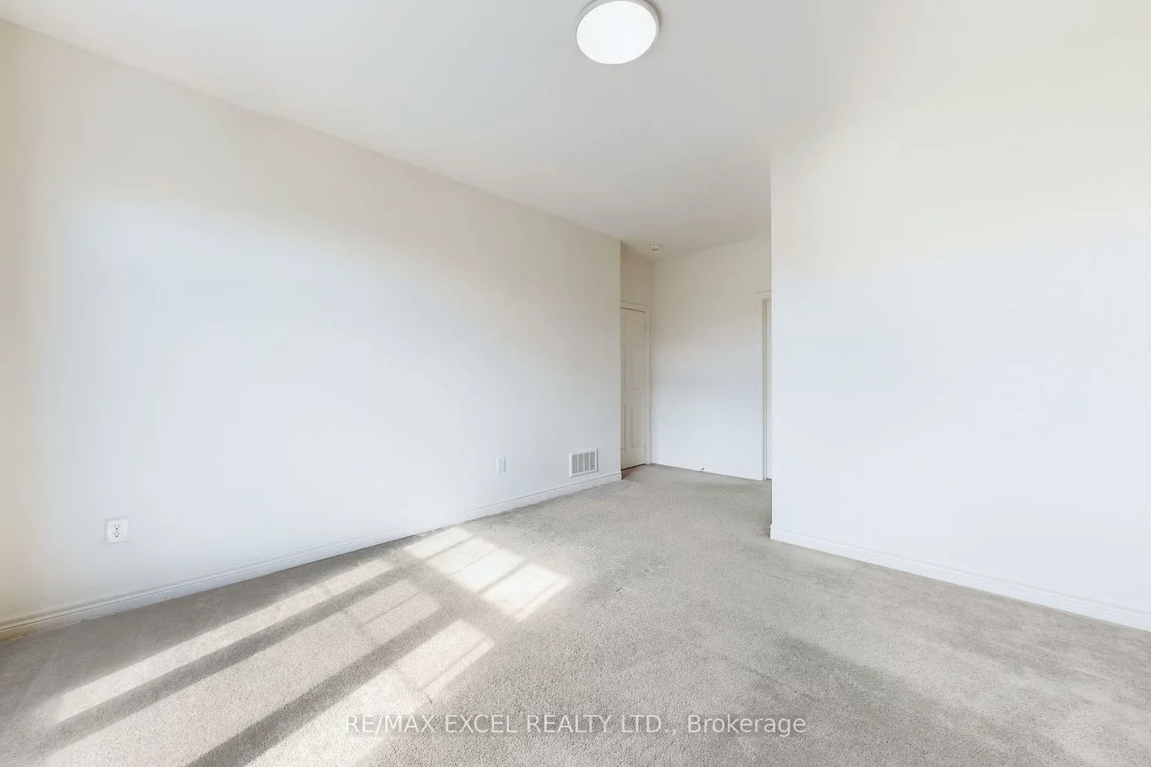 6, Kavanagh, Sharon, East Gwillimbury