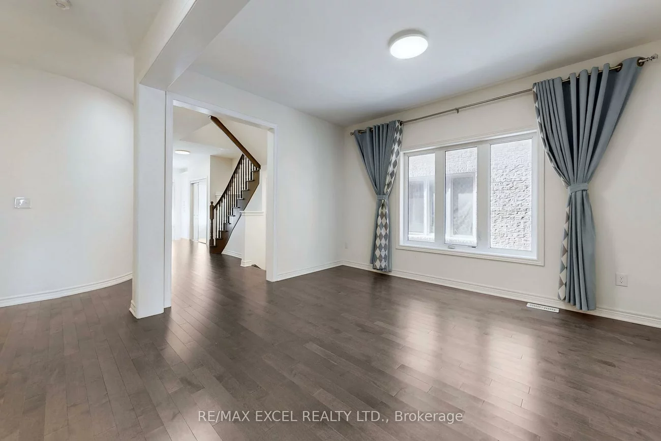 6, Kavanagh, Sharon, East Gwillimbury