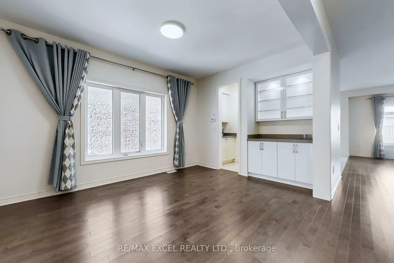 6, Kavanagh, Sharon, East Gwillimbury