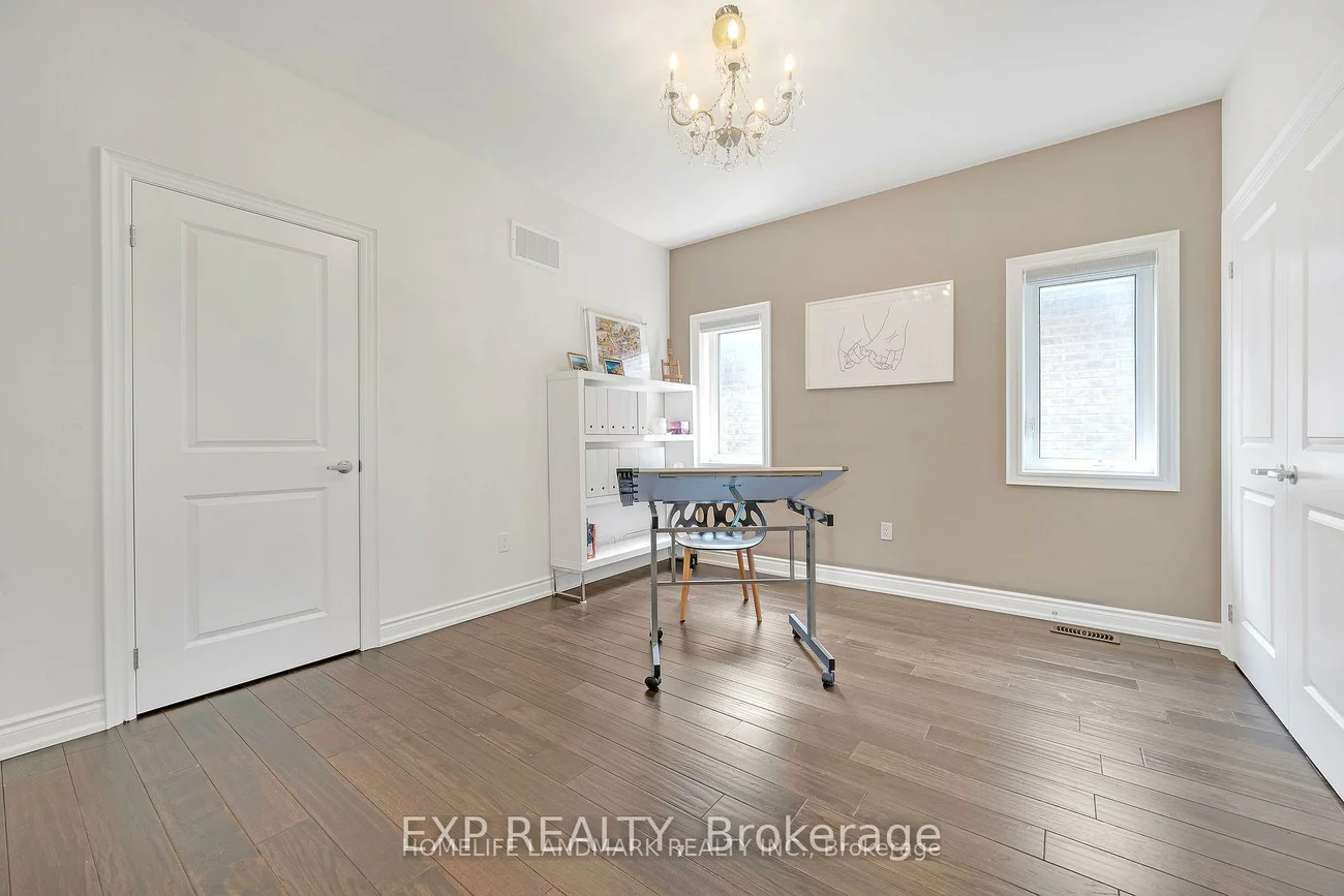 25, Ladder, Sharon, East Gwillimbury