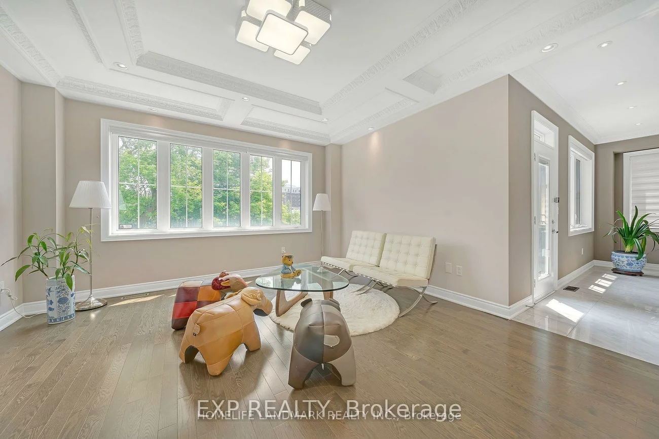 25, Ladder, Sharon, East Gwillimbury