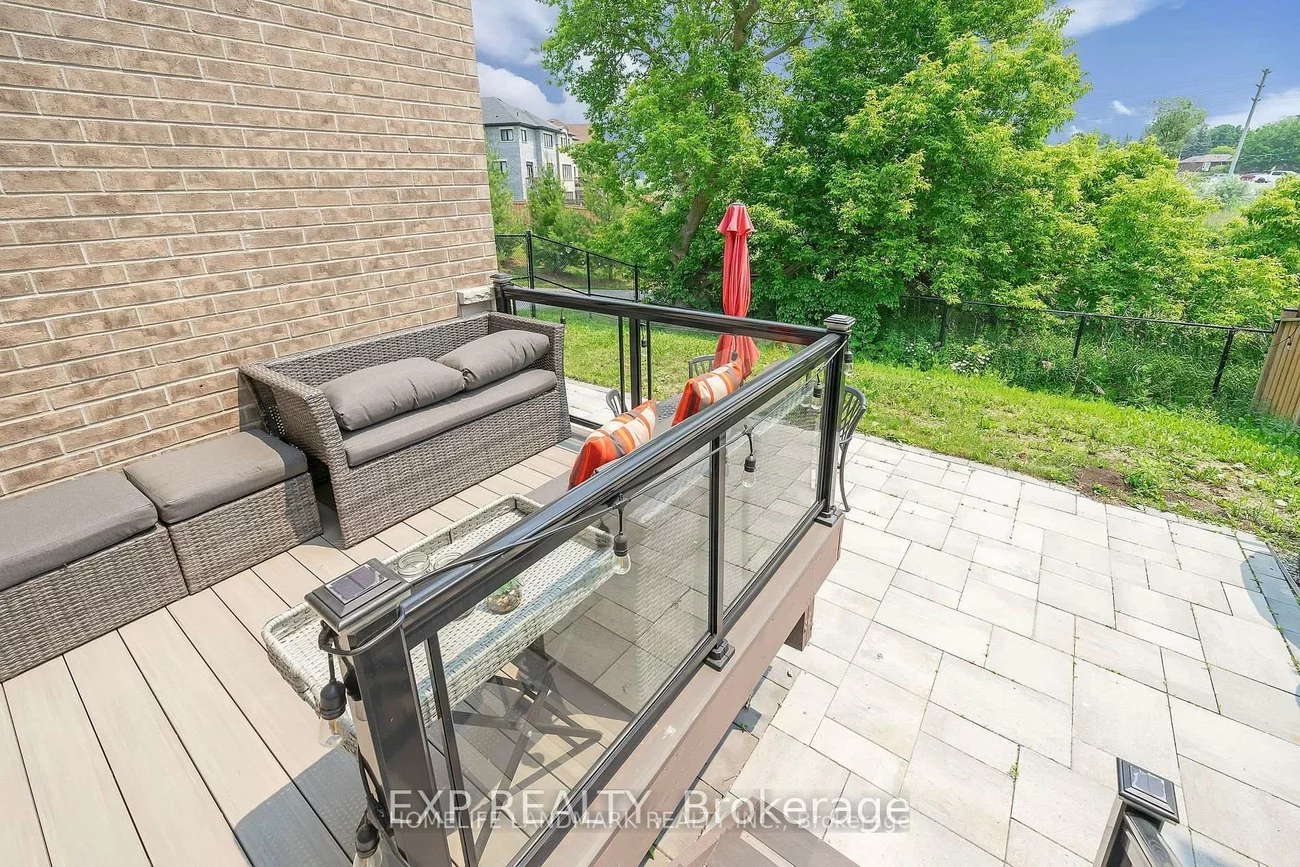 25, Ladder, Sharon, East Gwillimbury