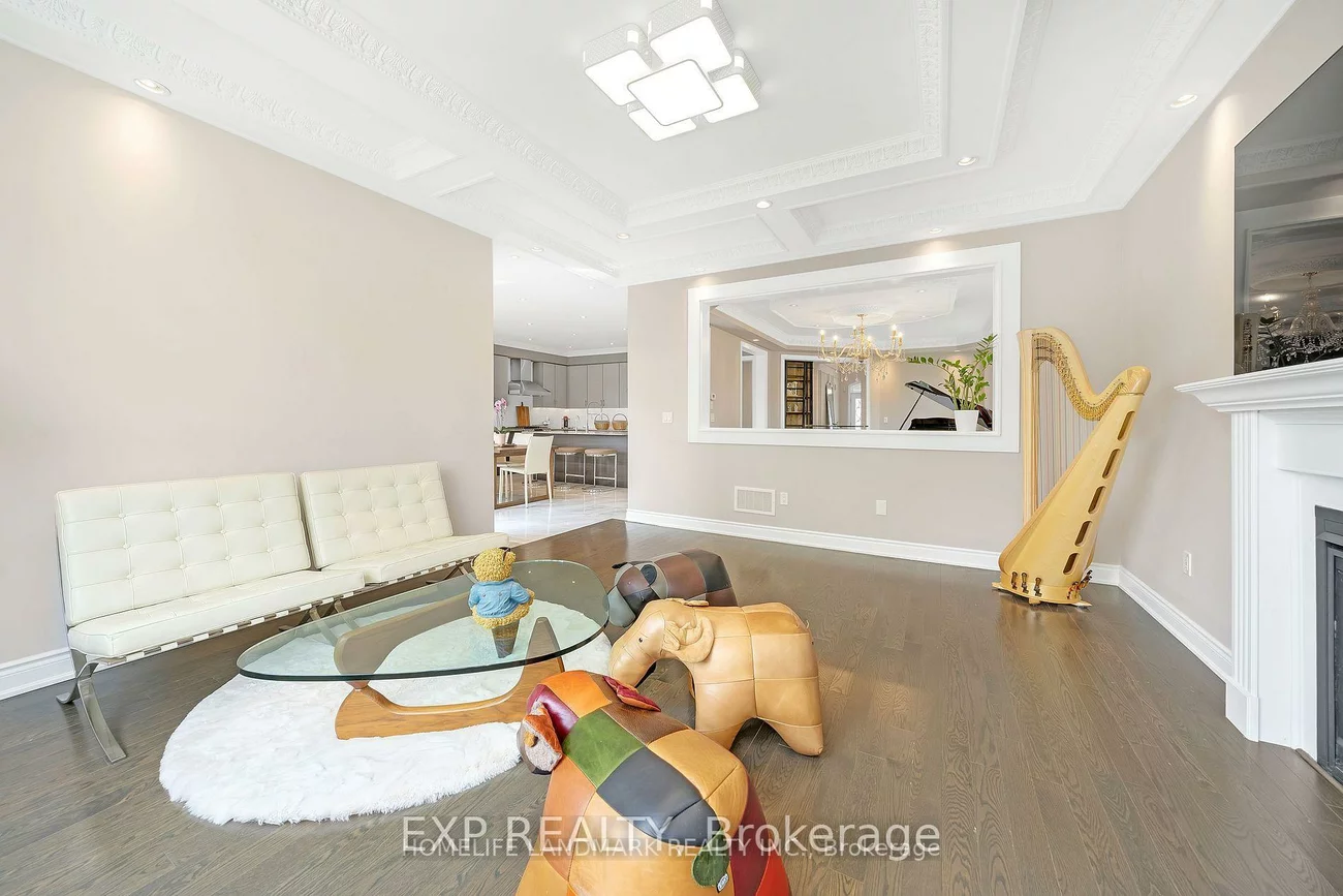 25, Ladder, Sharon, East Gwillimbury