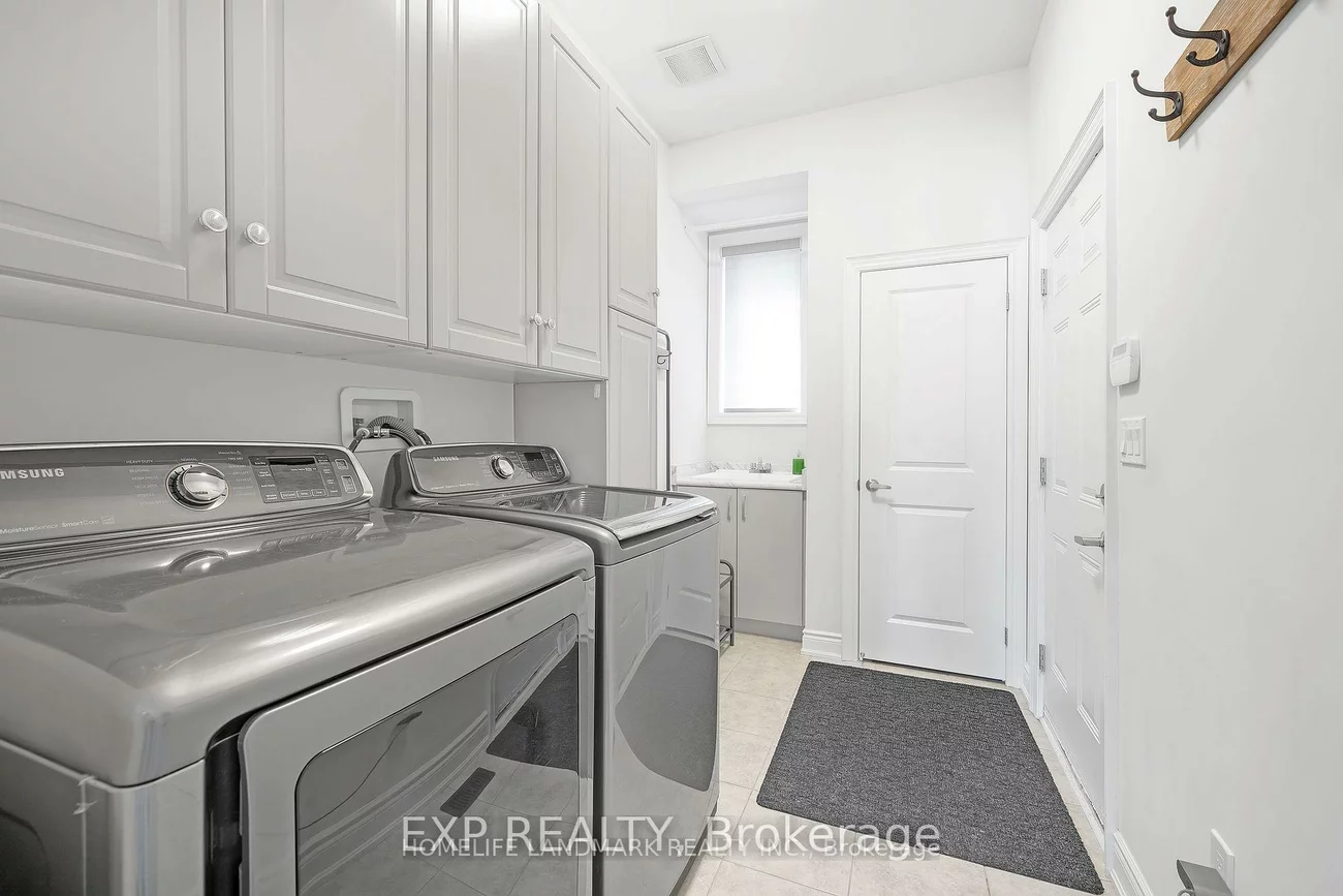 25, Ladder, Sharon, East Gwillimbury