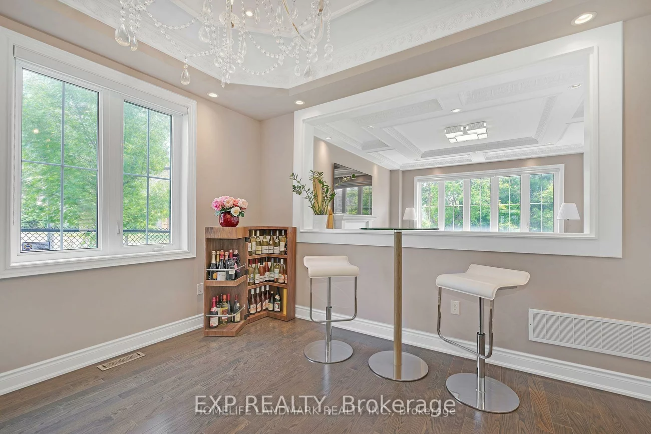 25, Ladder, Sharon, East Gwillimbury