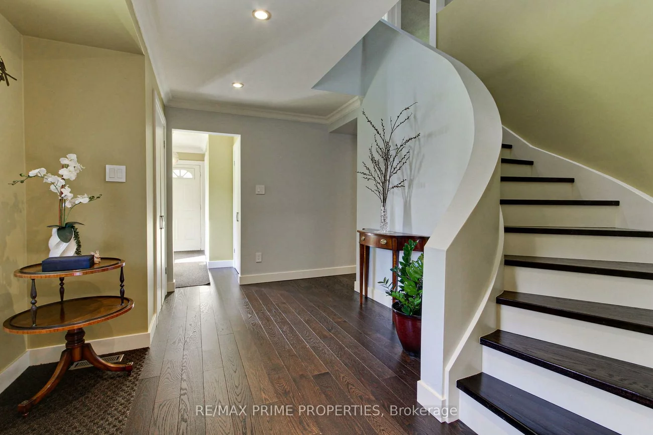 18, Testa, Queensville, East Gwillimbury