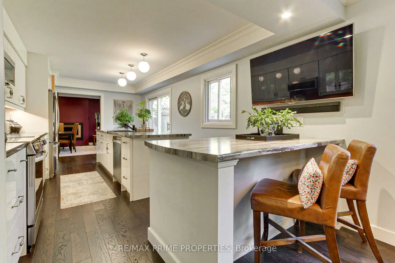 18, Testa, Queensville, East Gwillimbury