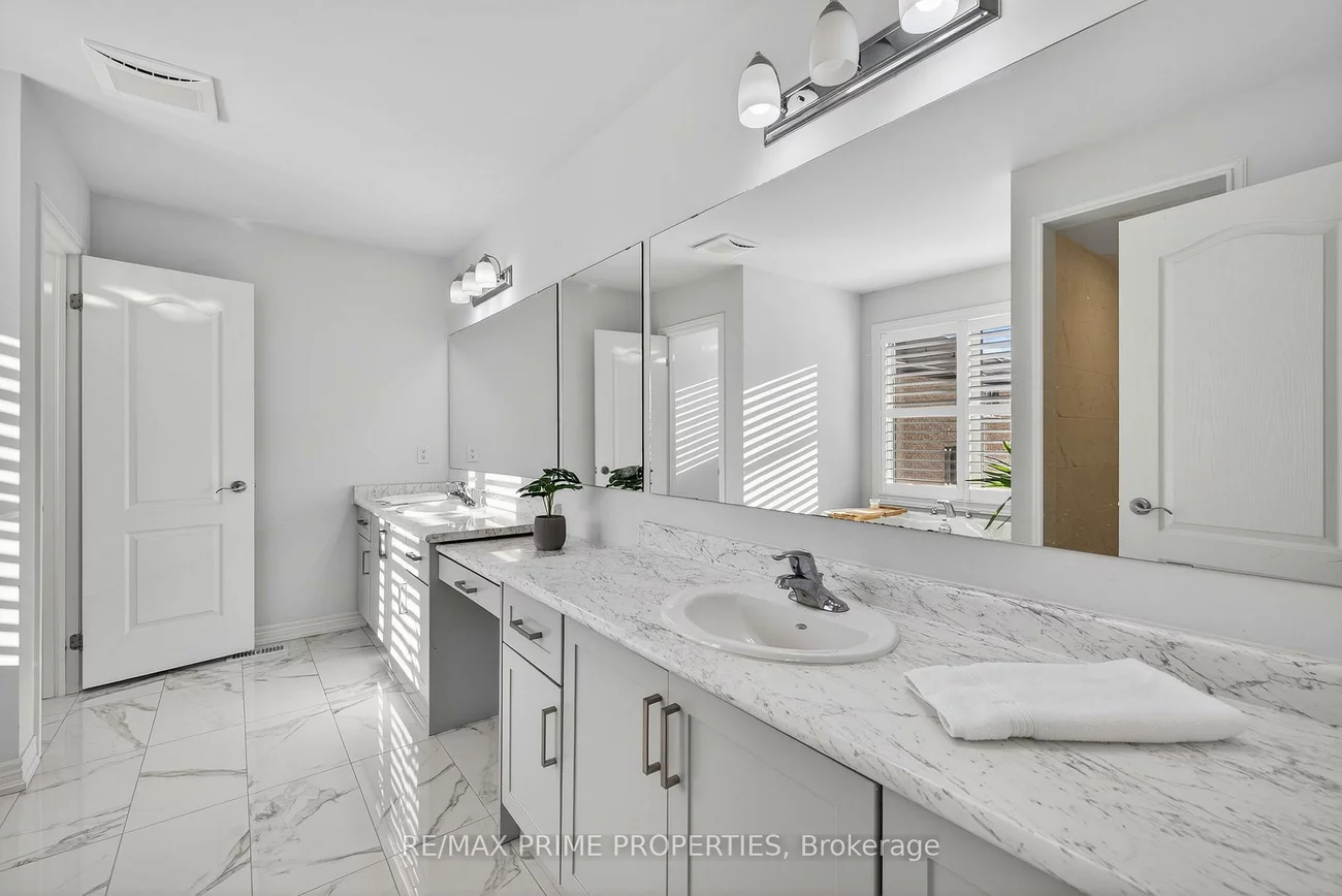 32, Frederick Taylor, Mt Albert, East Gwillimbury