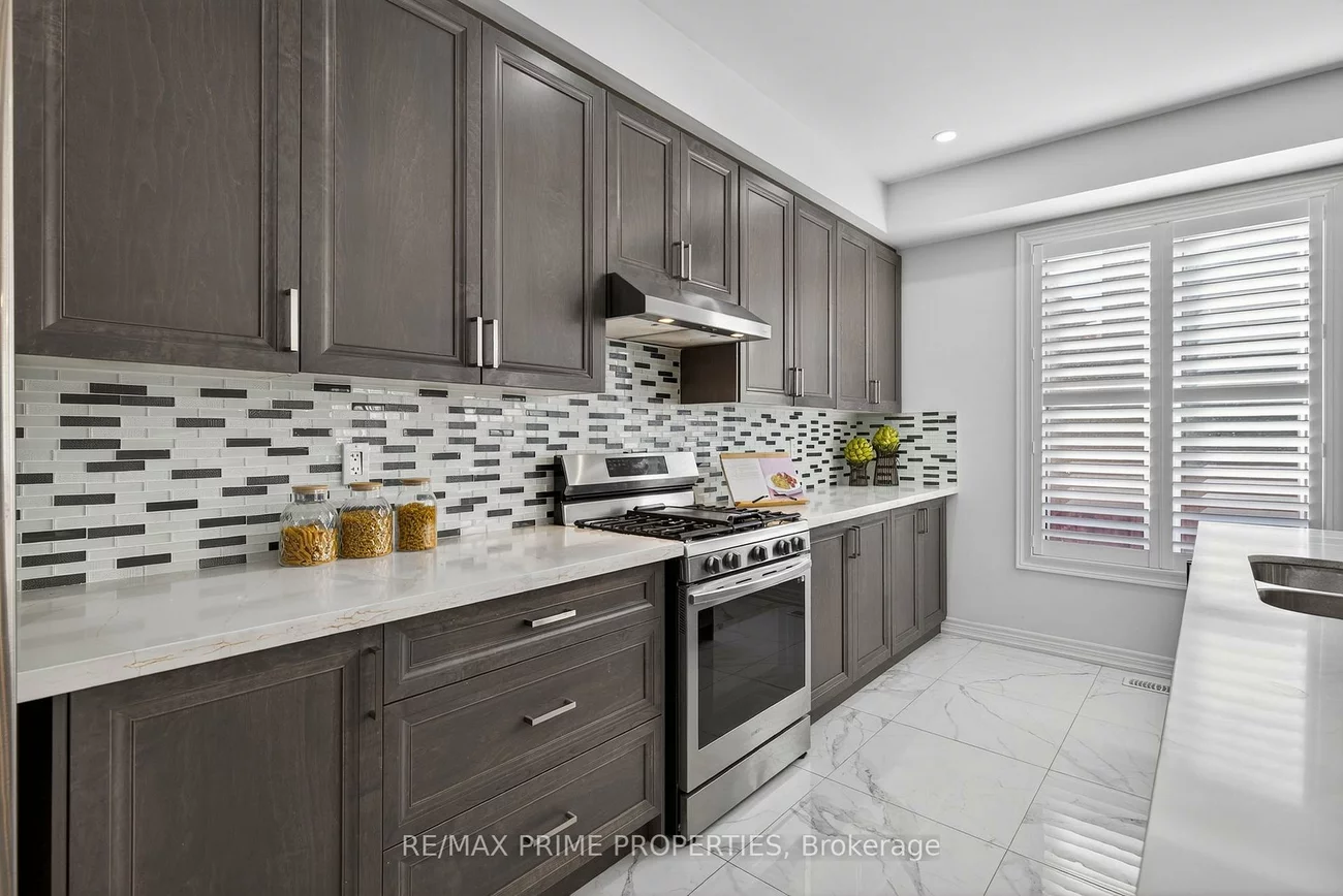 32, Frederick Taylor, Mt Albert, East Gwillimbury