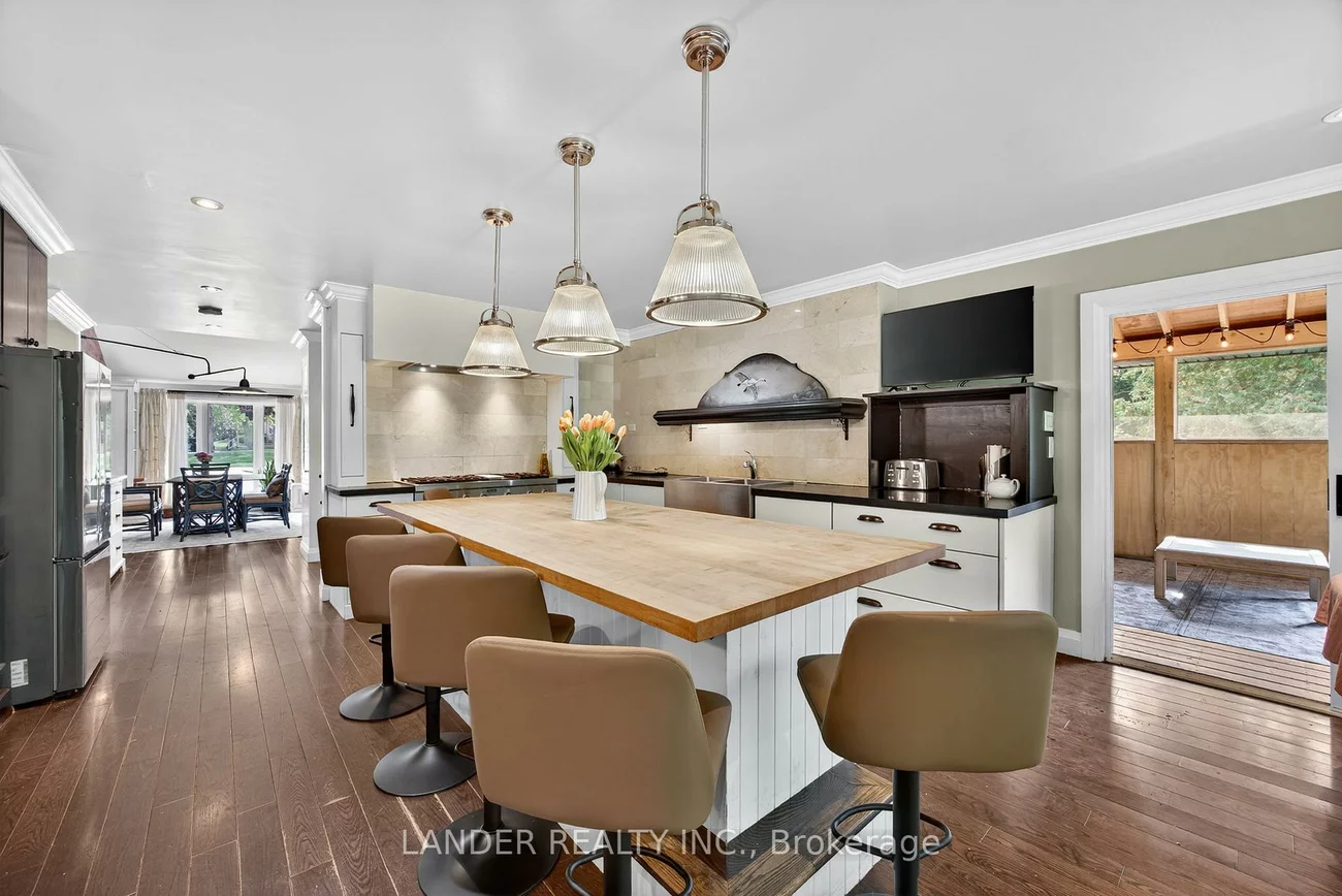 10, Charles, Sharon, East Gwillimbury