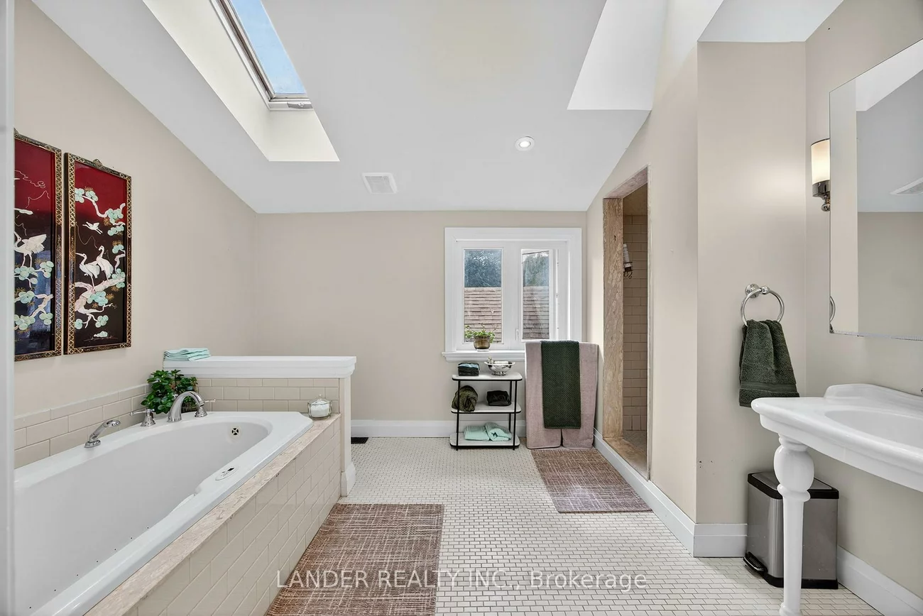 10, Charles, Sharon, East Gwillimbury