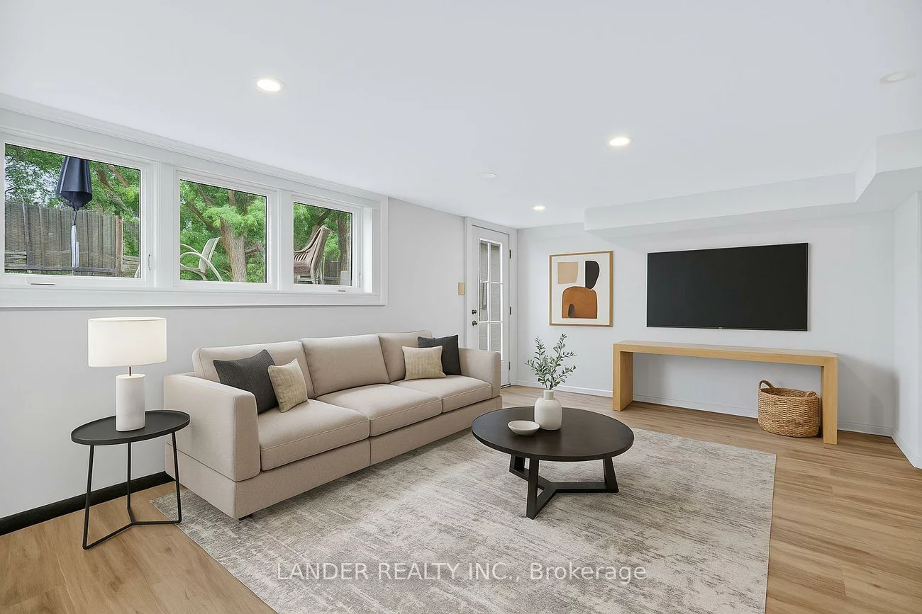 10, Charles, Sharon, East Gwillimbury