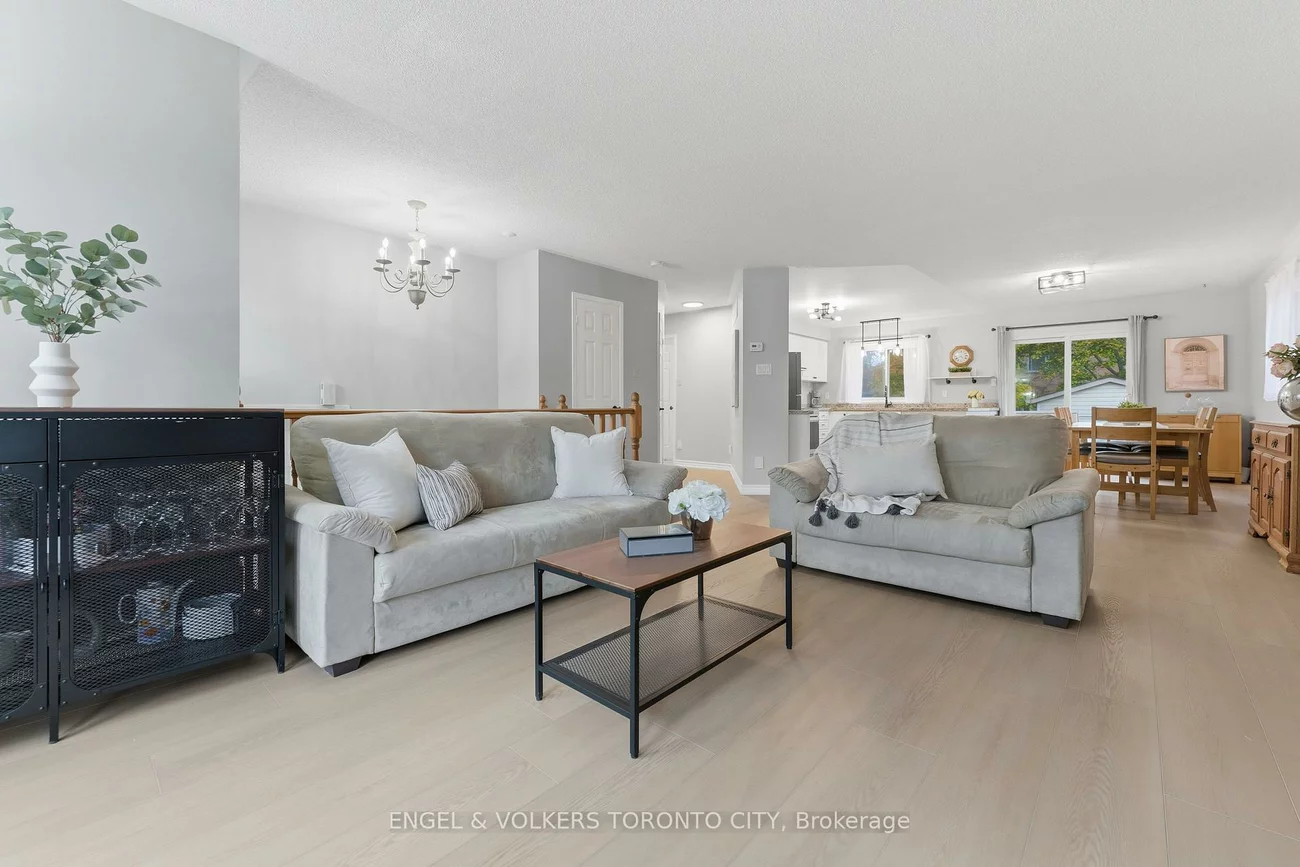 6, Kingsgate, Mt Albert, East Gwillimbury