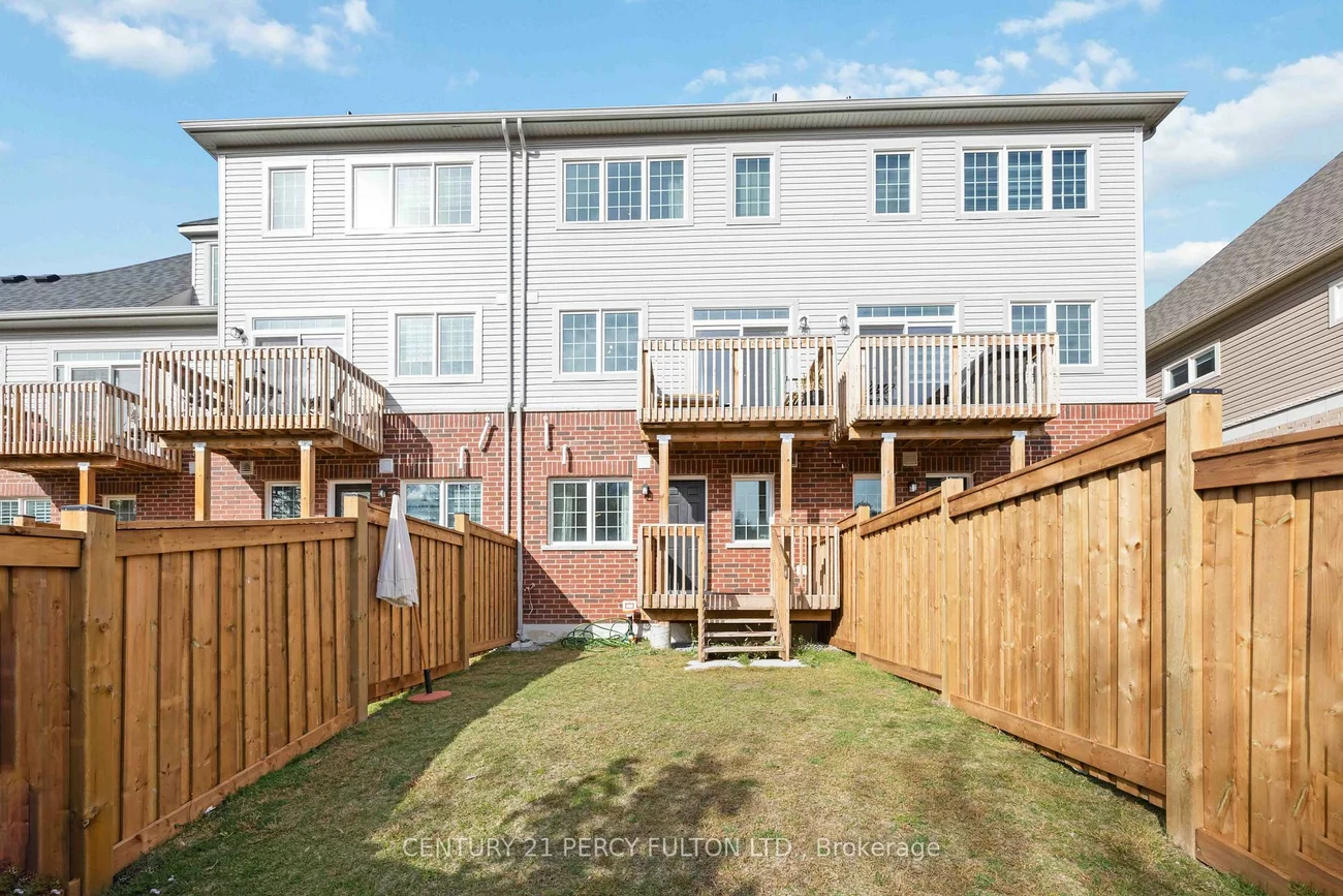 102, Lyall Stokes, Mt Albert, East Gwillimbury