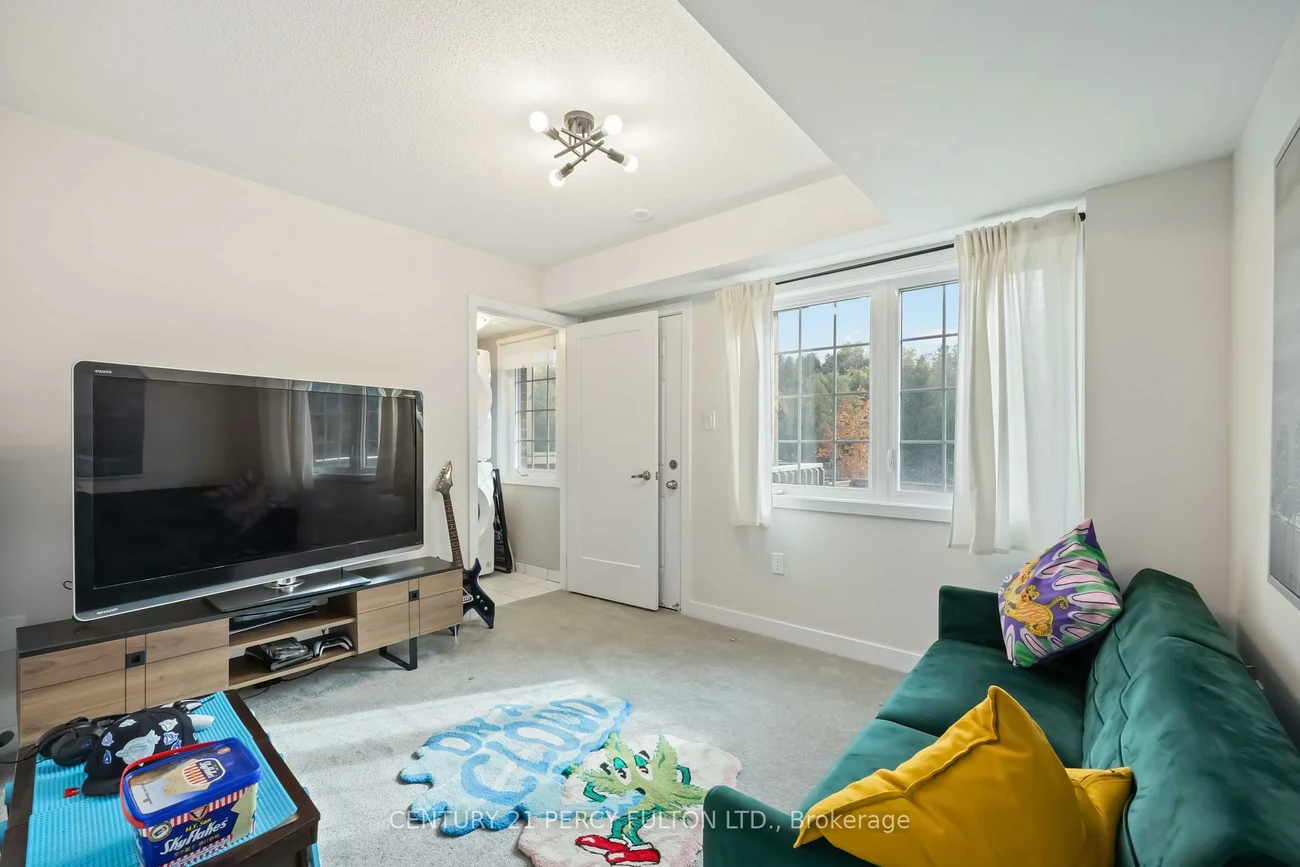 102, Lyall Stokes, Mt Albert, East Gwillimbury