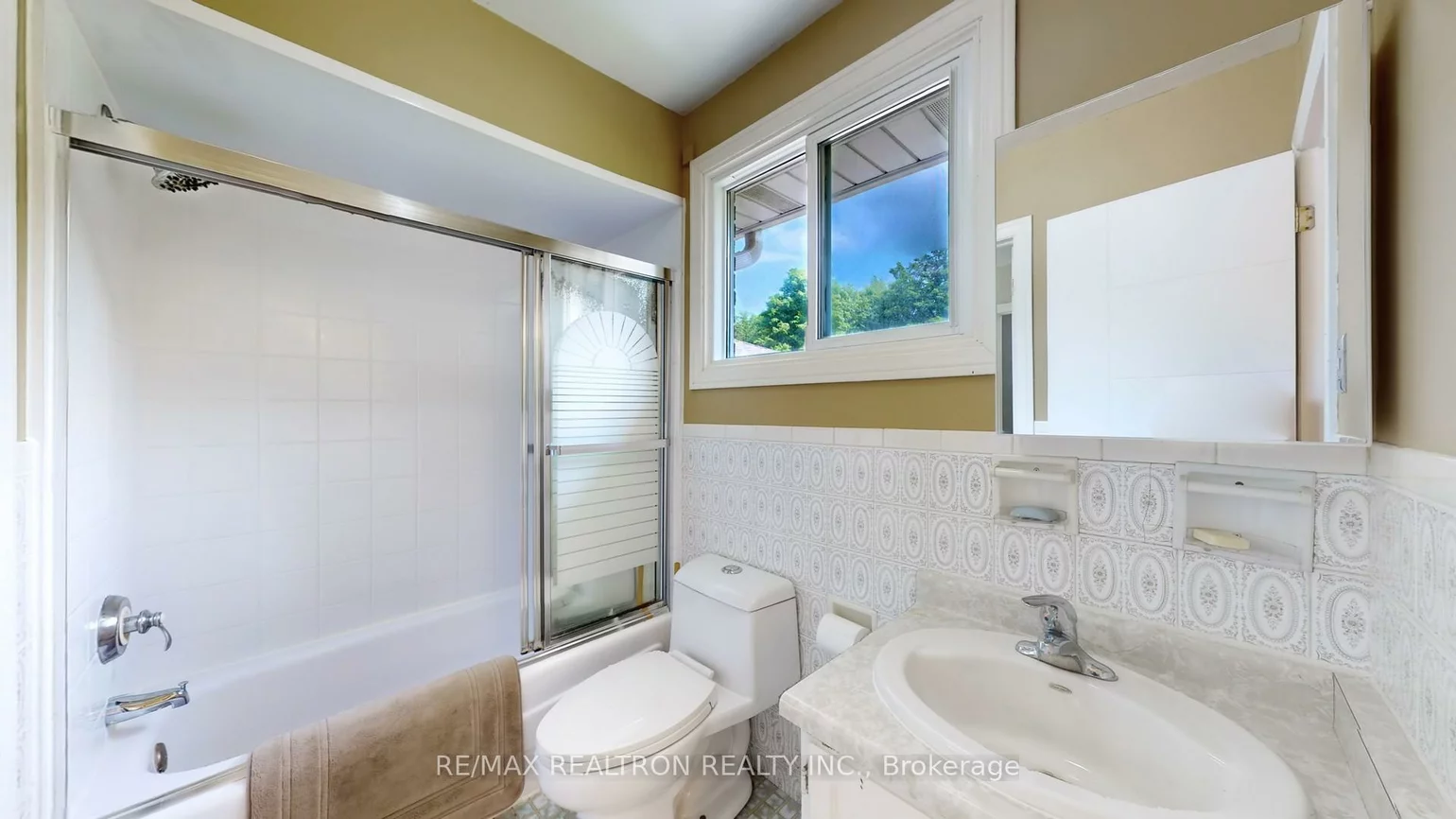 2521, Mt Albert, Rural East Gwillimbury, East Gwillimbury