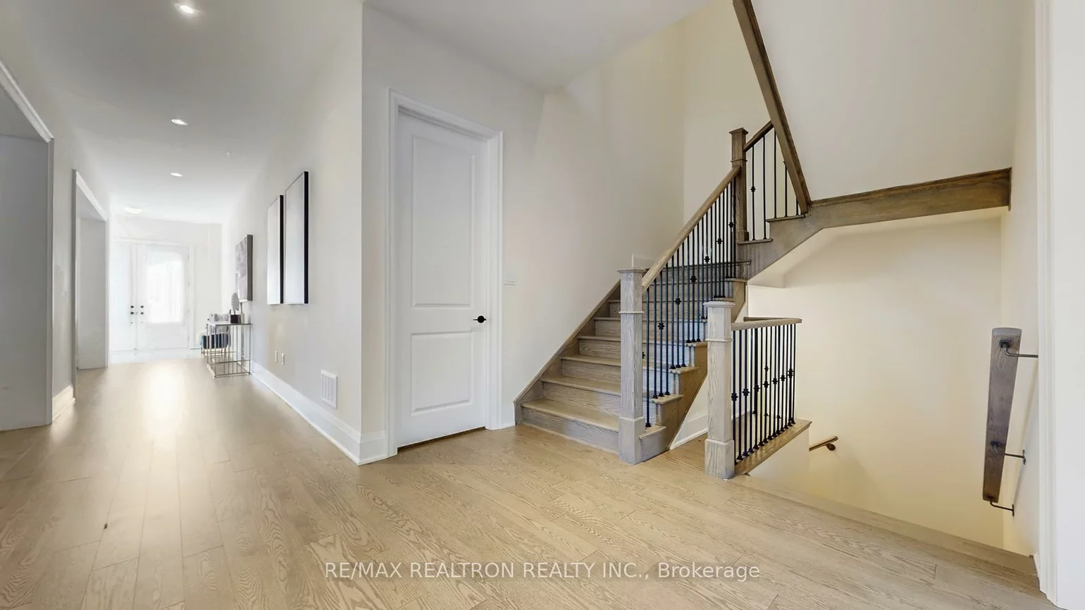 33, Upbound, Holland Landing, East Gwillimbury