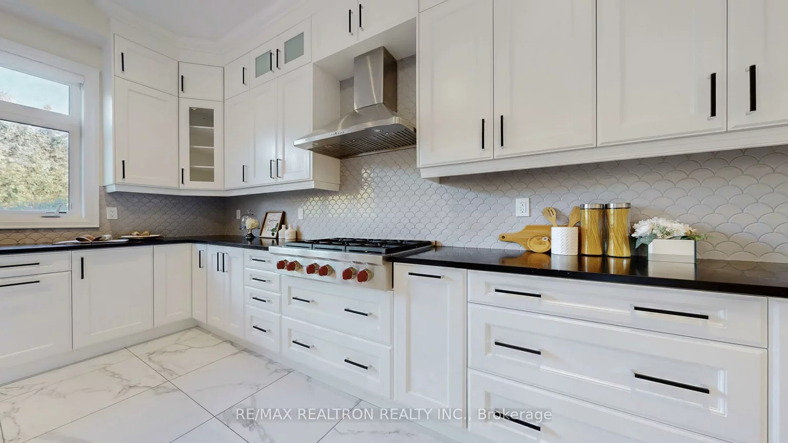 33, Upbound, Holland Landing, East Gwillimbury