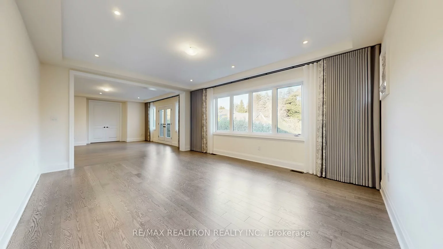 33, Upbound, Holland Landing, East Gwillimbury