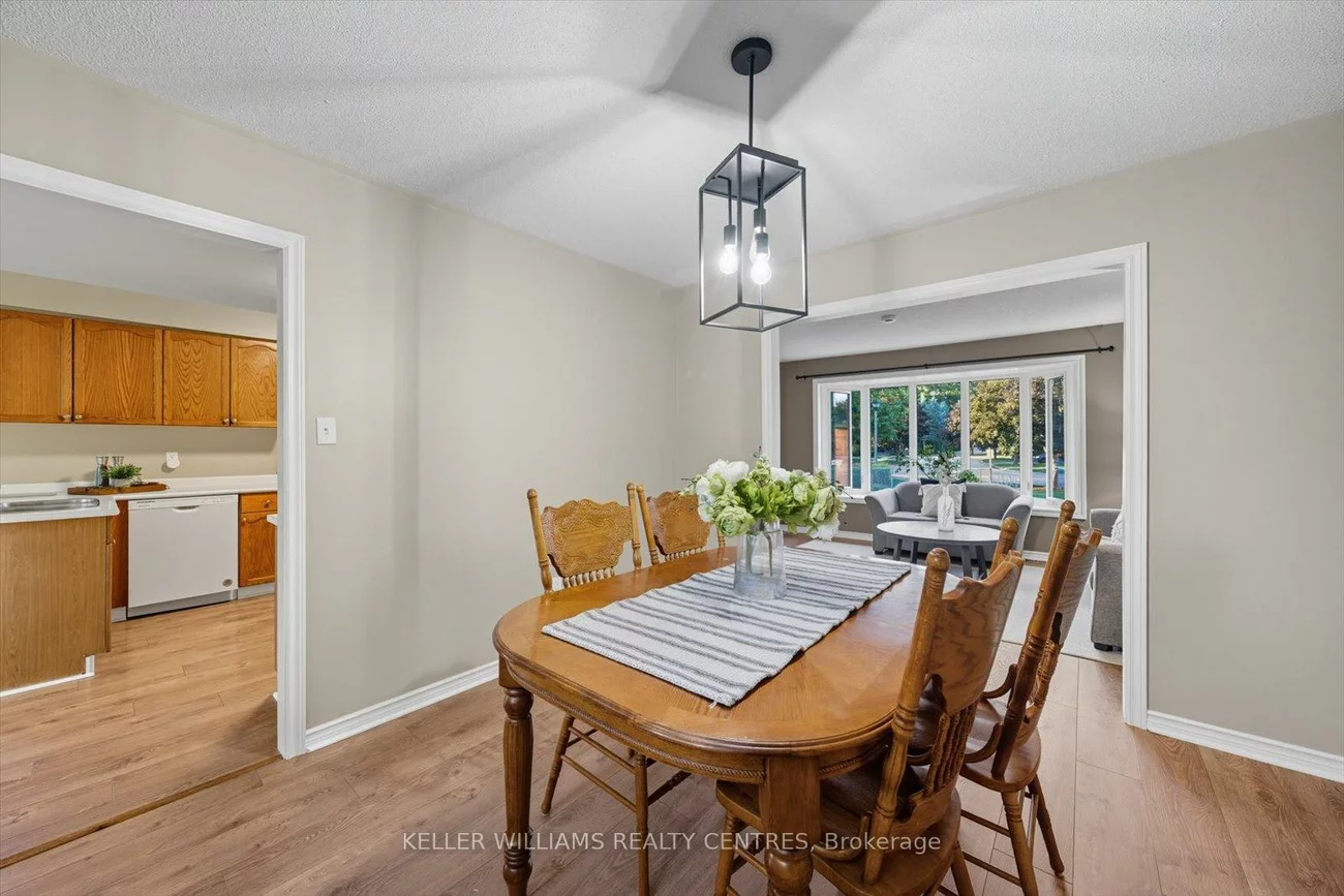 21, Valentini, Holland Landing, East Gwillimbury