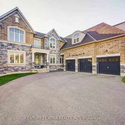 10, Gladys Rolling, Mt Albert, East Gwillimbury