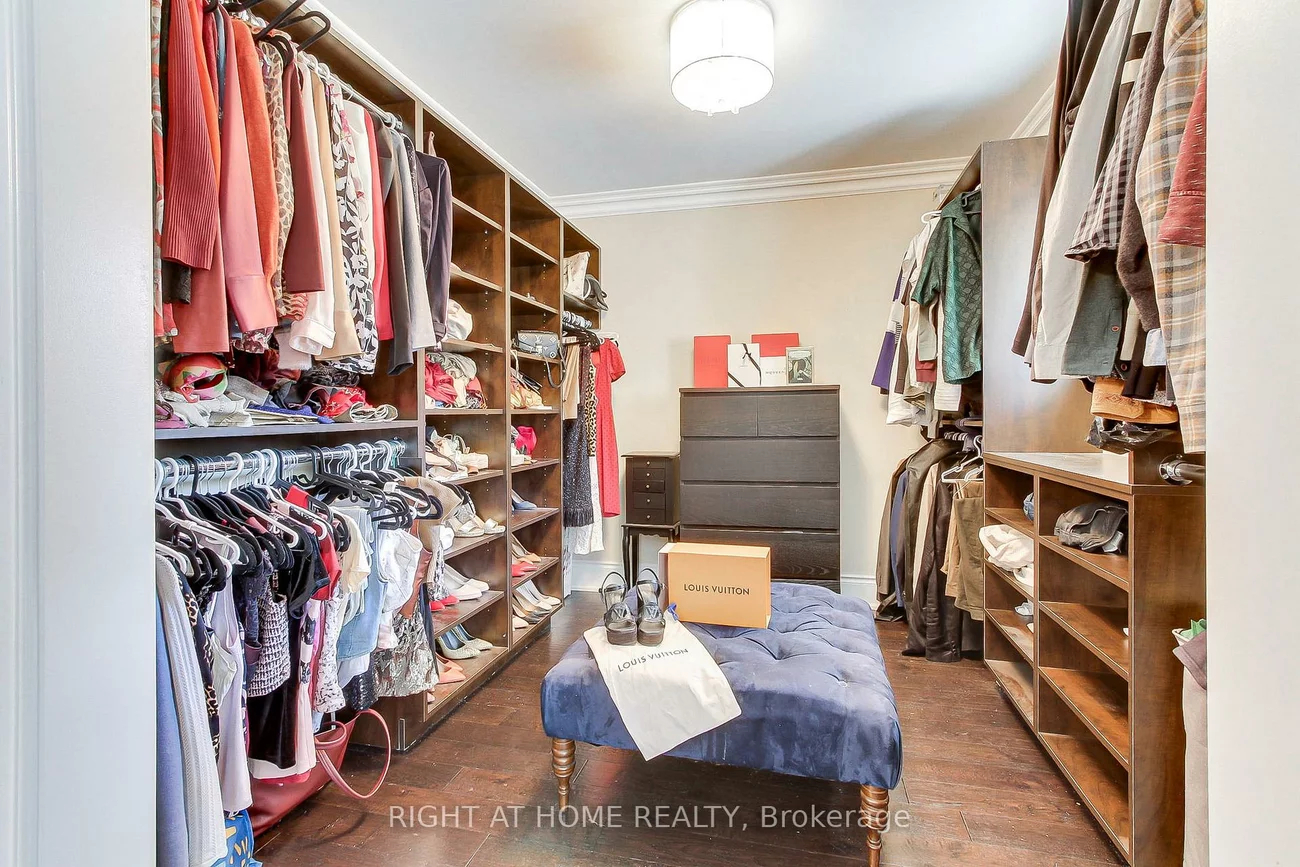 45, Pleasant, Holland Landing, East Gwillimbury