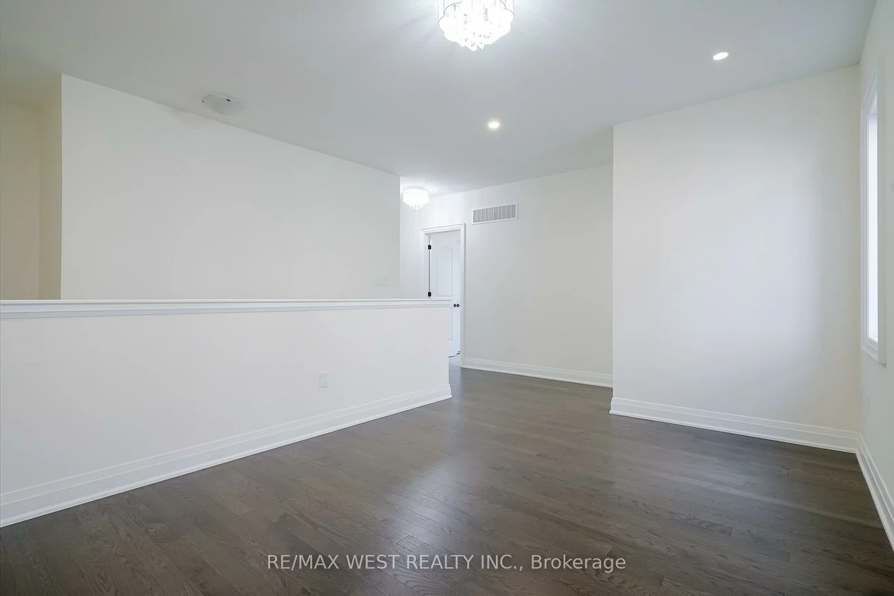 106, Silk Twist, Holland Landing, East Gwillimbury